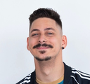 em